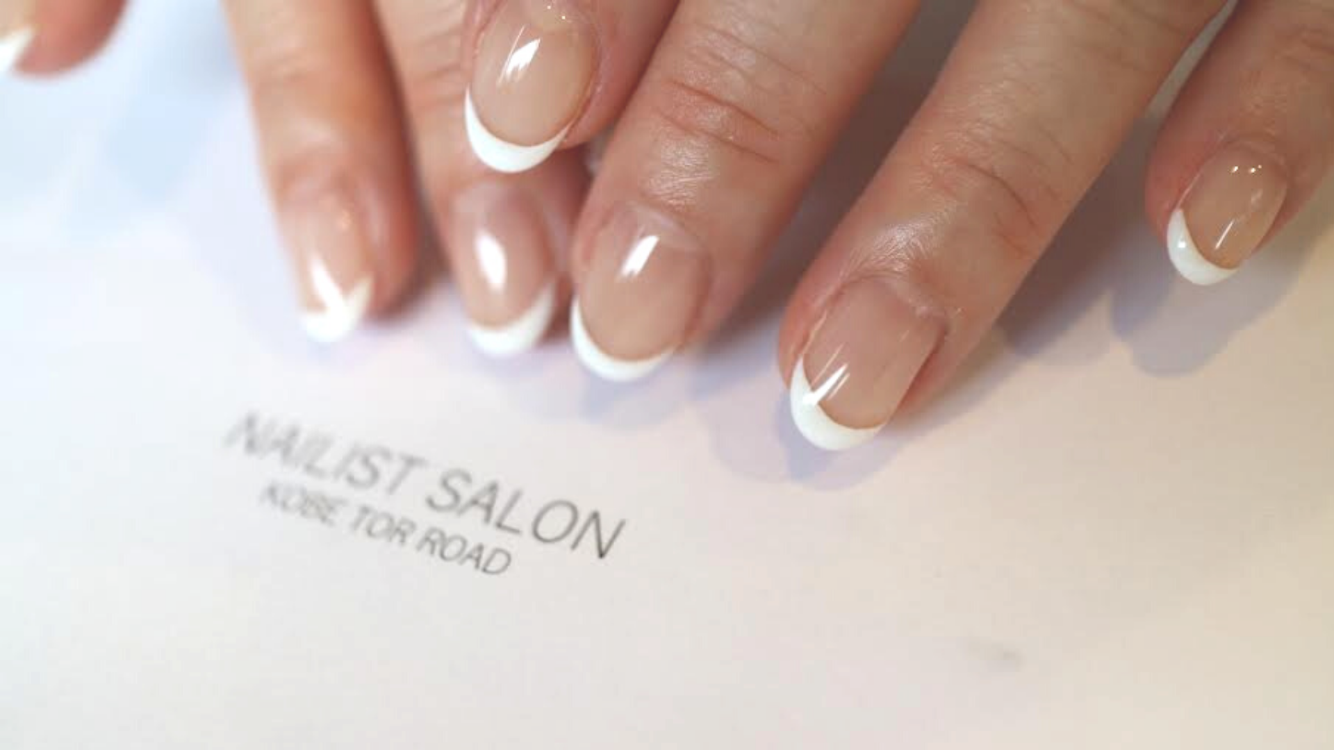 神戸三宮 ネイルサロン ネイルスクール シェアネイルサロン Nailist Salon Kobe Toa Road 神戸トアロードすぐ パラジェル フィルイン技術ネイルサロン シェアネイルサロン 独立開業プロネイリスト育成特化ネイルスクール 巻爪トラブルネイルケア オーナー